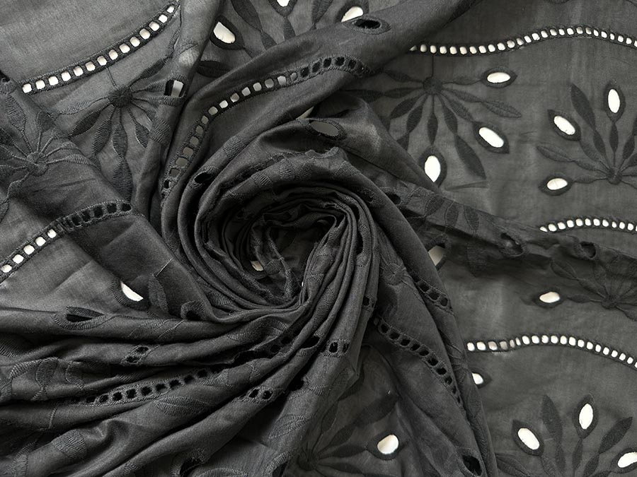 01 COLLEZIONECOCKTAIL RICAMI FNC.650 COTONE 01 COLLEZIONECOCKTAIL RICAMI FNC.650 COTONE