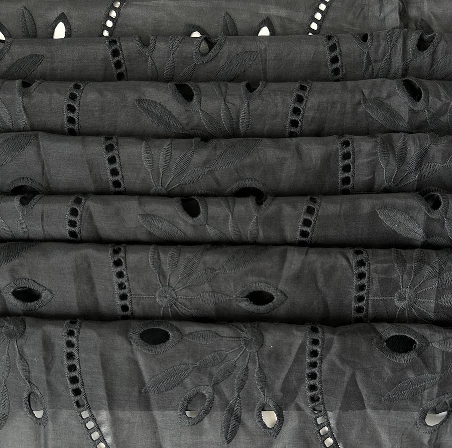 04 COLLEZIONECOCKTAIL RICAMI FNC.650 COTONE 04 COLLEZIONECOCKTAIL RICAMI FNC.650 COTONE