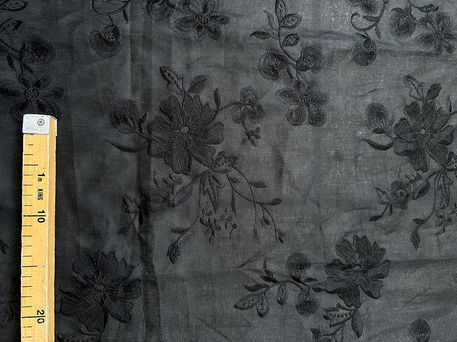 03_COLLEZIONECOCKTAIL_RICAMI_UDINE.96_LINO