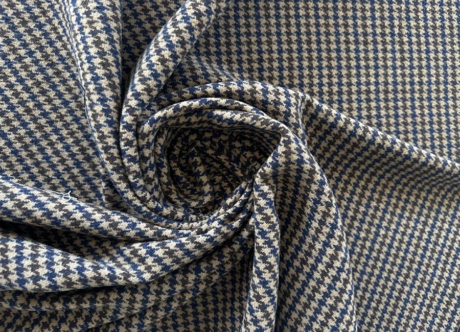 01cairo252poliesterepoly